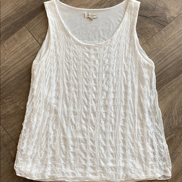 Via Signora Silk Embroidered White Tank (S) - Picture 6 of 8
